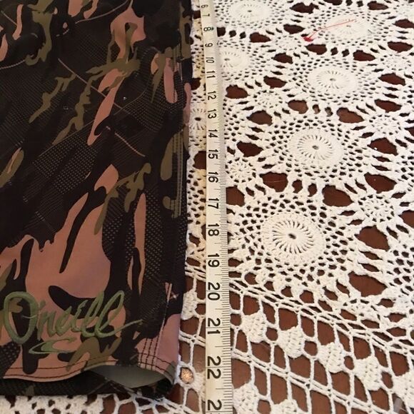 Great O’Neil Camouflage Board Shorts Size L - Picture 7 of 9